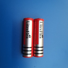 Батарейка червона (Акамулятор )3,7V/6800mah li-on Батарейка червона (Акамулятор )3,7V/6800mah li-on